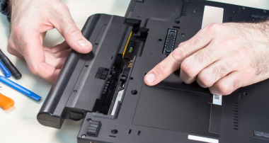 How to Get a Laptop Battery Repaired at Home?